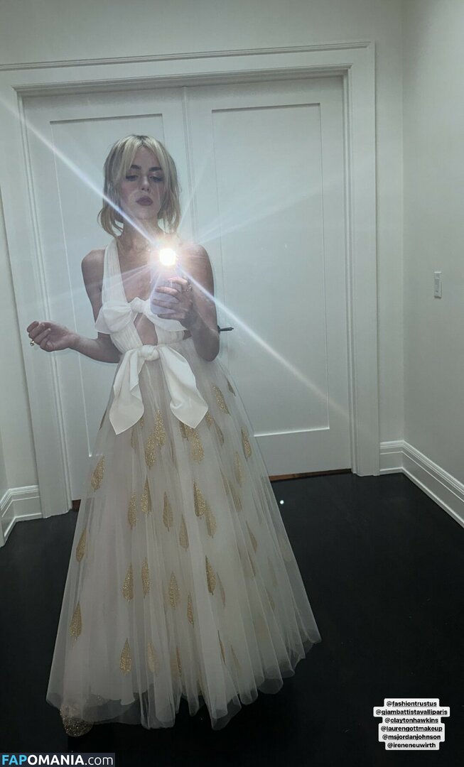 AdventuresSabrina / Kiernan Shipka / kiernanshipka ヌード OnlyFans  流出写真 #662