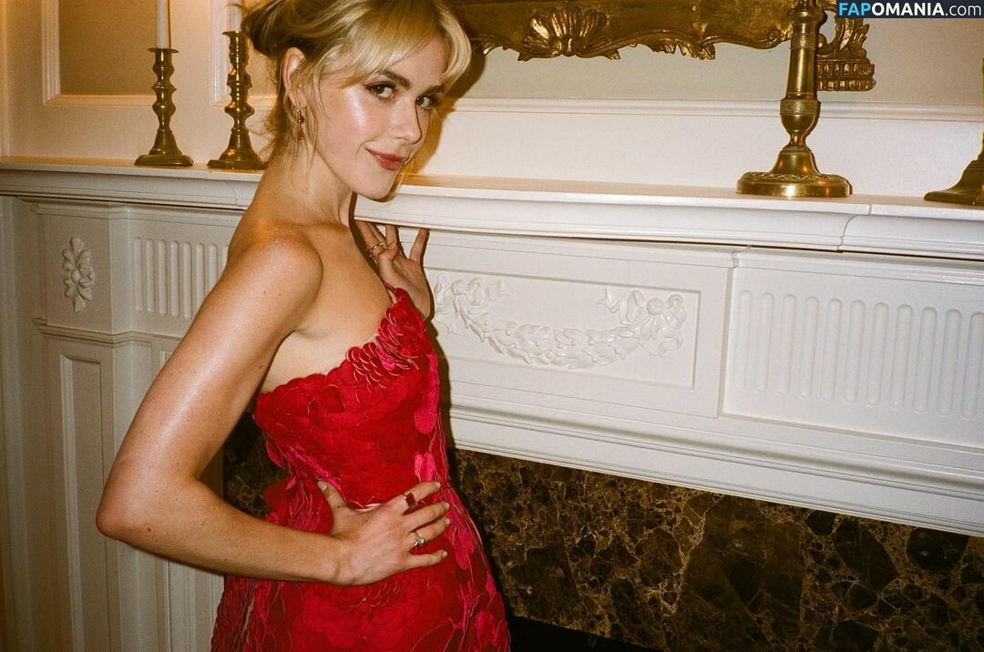AdventuresSabrina / Kiernan Shipka / kiernanshipka ヌード OnlyFans  流出写真 #879