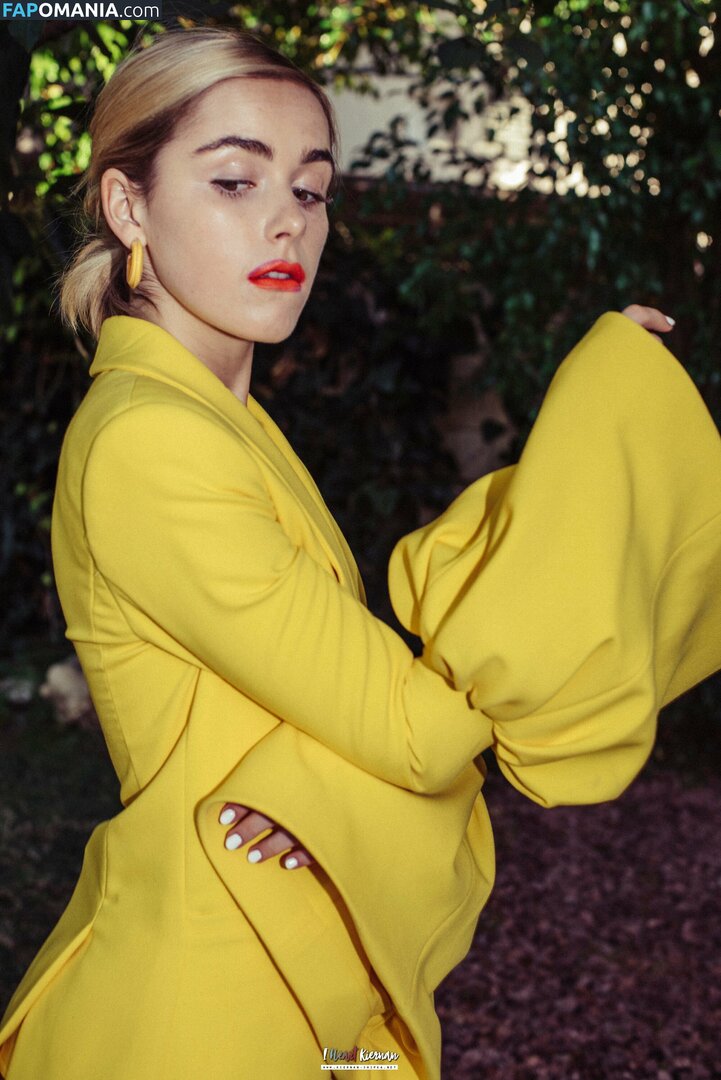 AdventuresSabrina / Kiernan Shipka / kiernanshipka ヌード OnlyFans  流出写真 #968