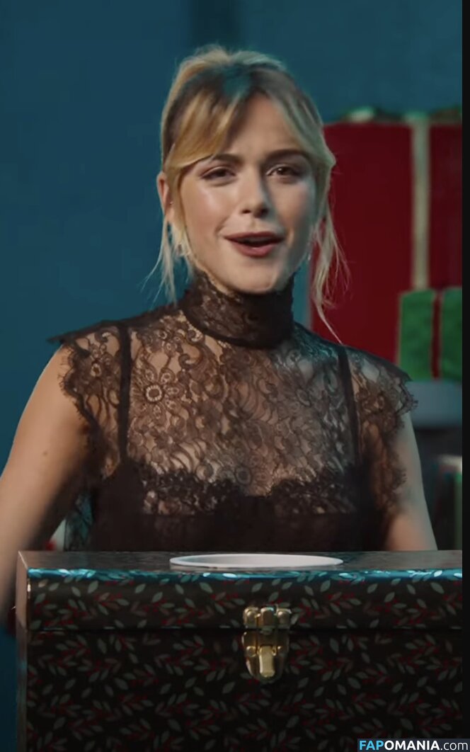 AdventuresSabrina / Kiernan Shipka / kiernanshipka ヌード OnlyFans  流出写真 #1462