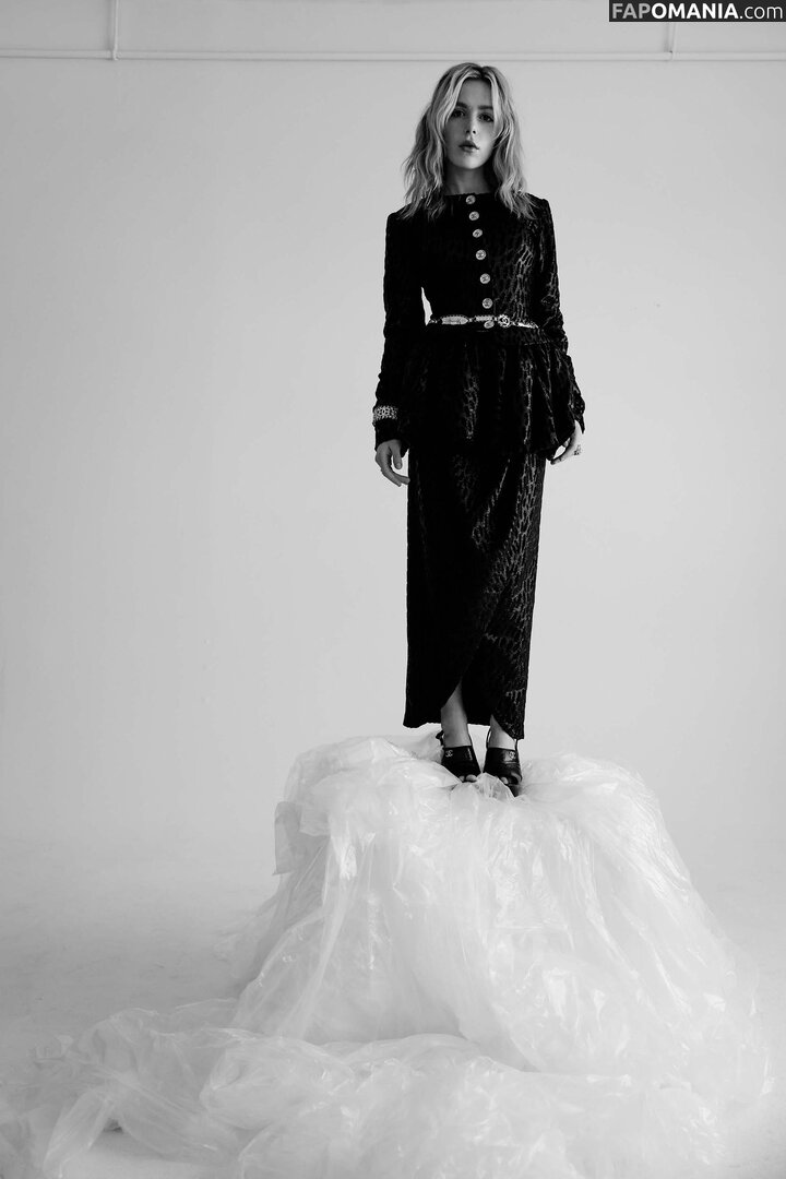 AdventuresSabrina / Kiernan Shipka / kiernanshipka ヌード OnlyFans  流出写真 #1530