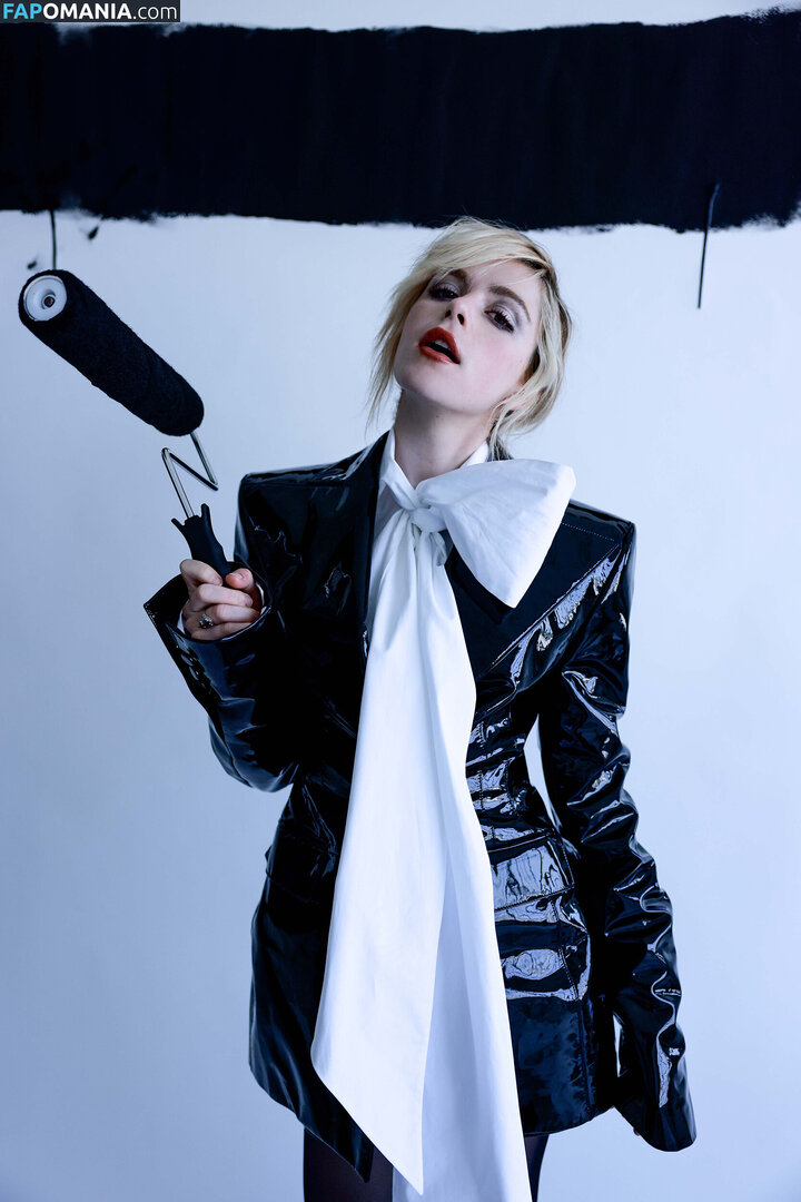 AdventuresSabrina / Kiernan Shipka / kiernanshipka ヌード OnlyFans  流出写真 #1536