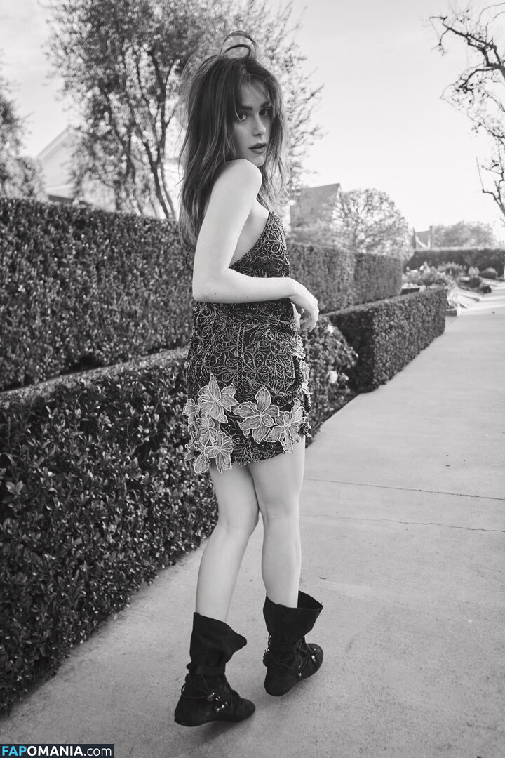 AdventuresSabrina / Kiernan Shipka / kiernanshipka ヌード OnlyFans  流出写真 #1560