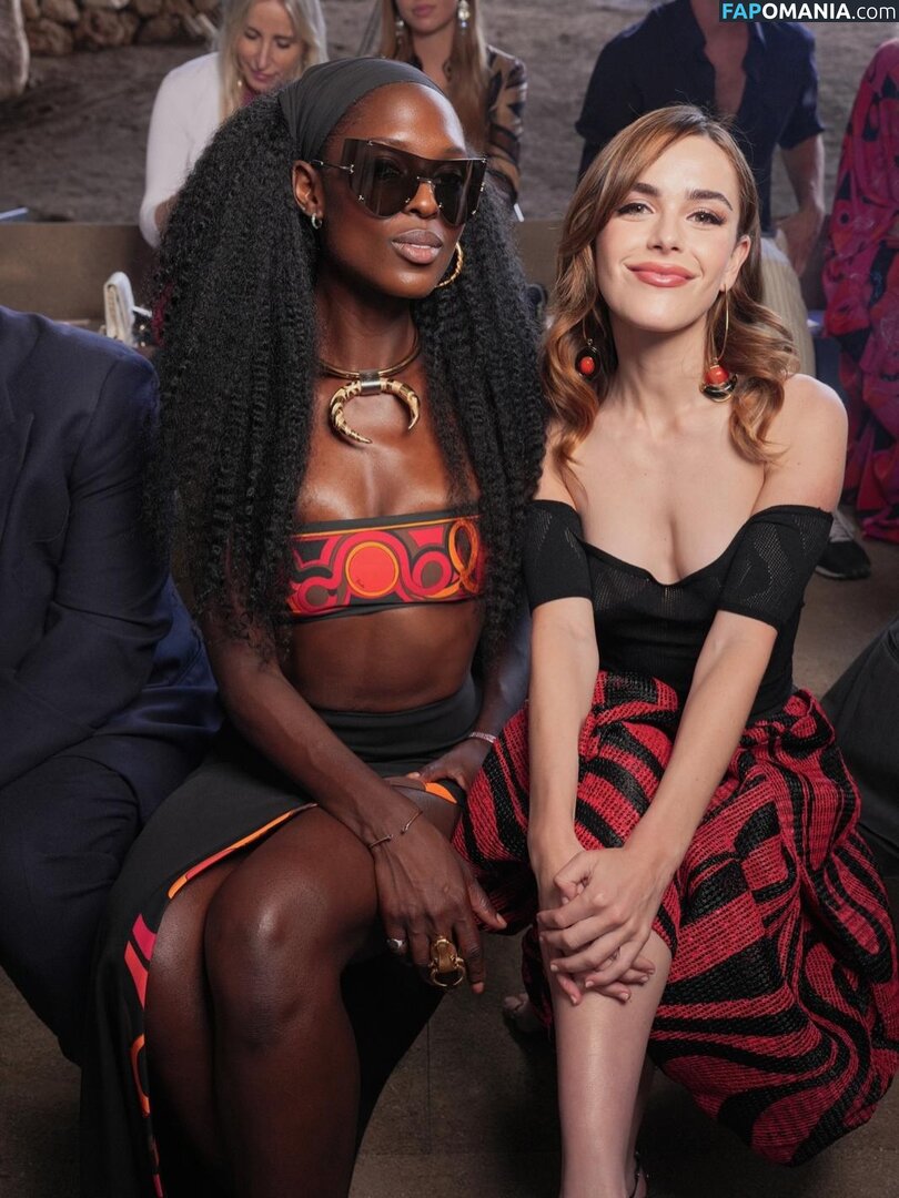AdventuresSabrina / Kiernan Shipka / kiernanshipka ヌード OnlyFans  流出写真 #1582