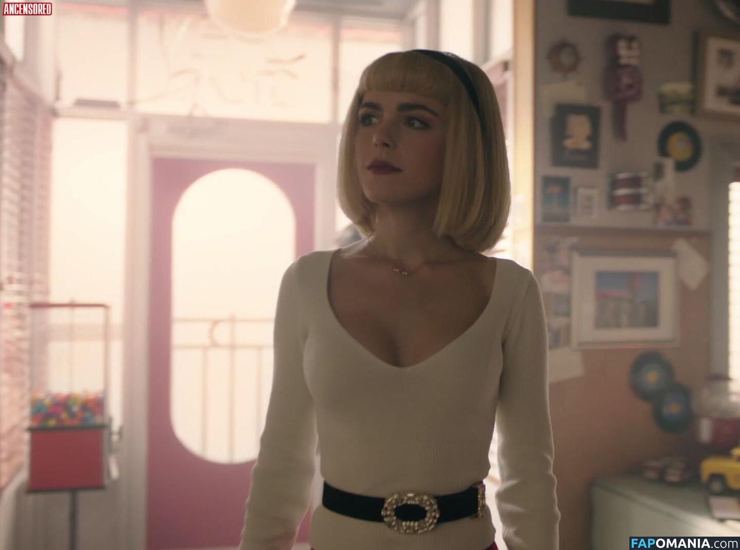 AdventuresSabrina / Kiernan Shipka / kiernanshipka ヌード OnlyFans  流出写真 #1609