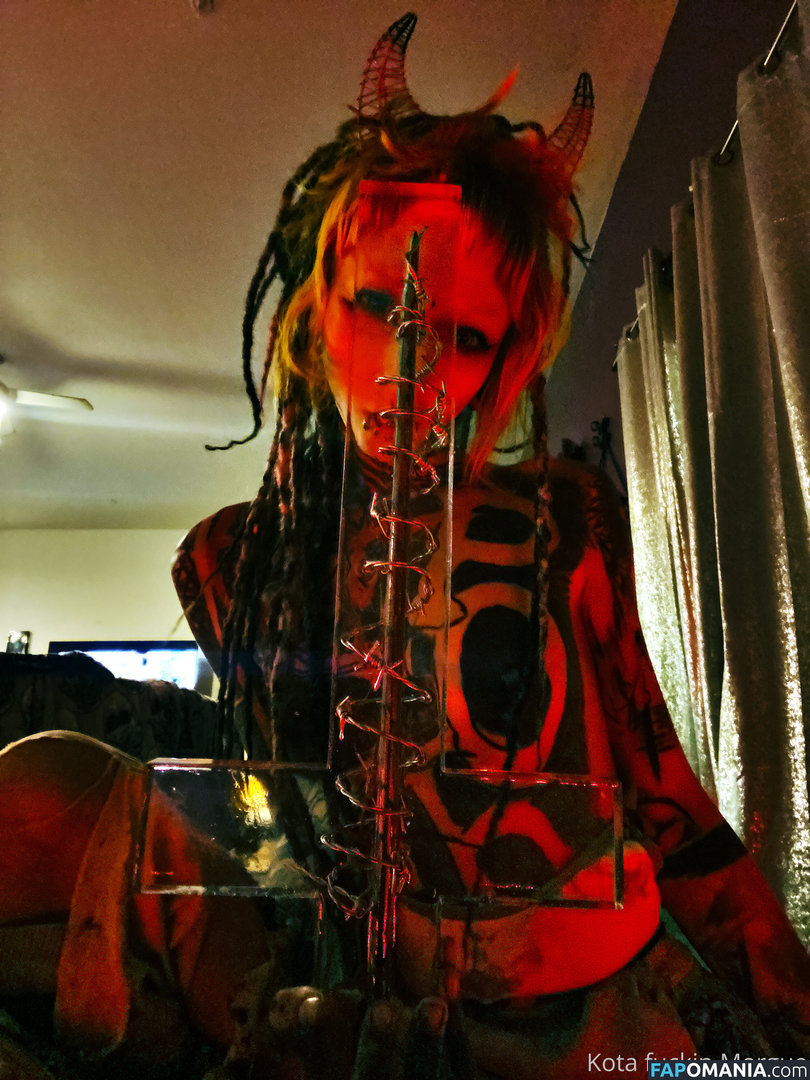 kota_morgue / misspredator666 / rottenmorgue ヌード OnlyFans  流出写真 #30
