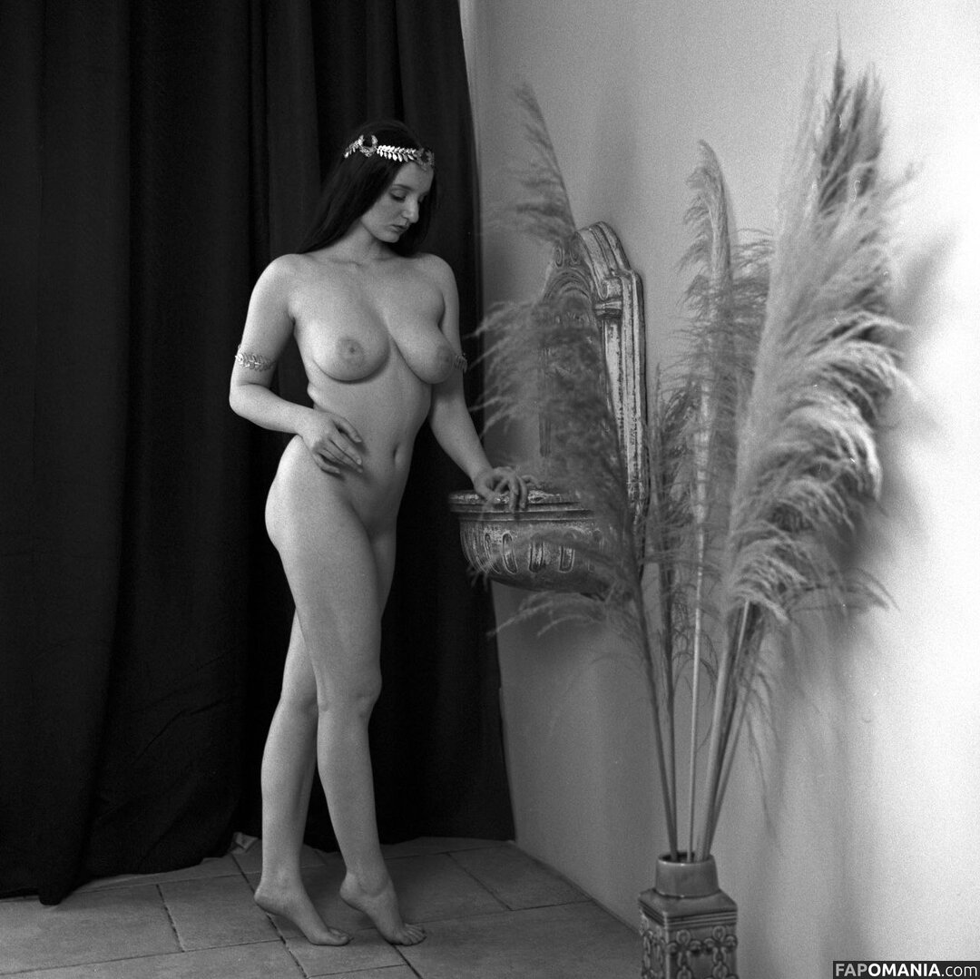 Kotyaysya / katya_alekseevaya ヌード OnlyFans  流出写真 #2