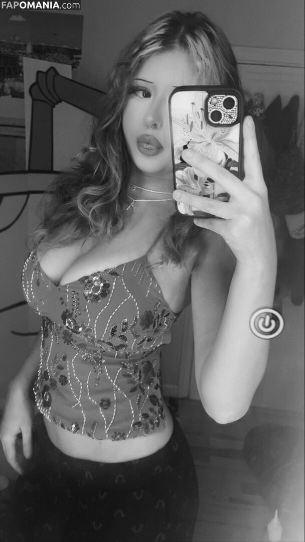 kttygrrlz / lvrrzu / mastershakelvrz ヌード OnlyFans  流出写真 #1