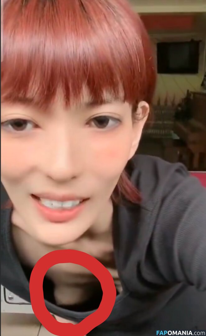 https: / kurageyaming / kyu_pa___ / mikanchaaan / sakiii4444 ヌード OnlyFans  流出写真 #4