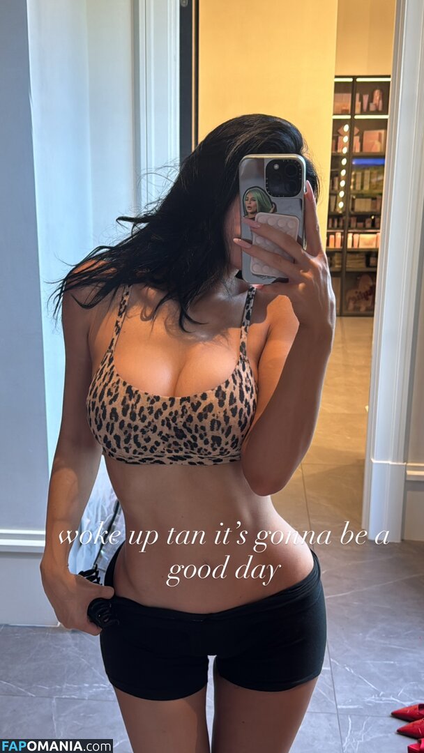 Kylie Jenner / kyliejenner / kyliejenner.2 ヌード OnlyFans  流出写真 #31