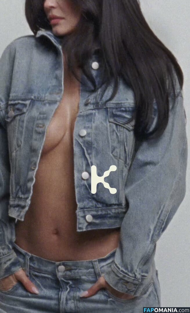 Kylie Jenner / kyliejenner / kyliejenner.2 ヌード OnlyFans  流出写真 #61