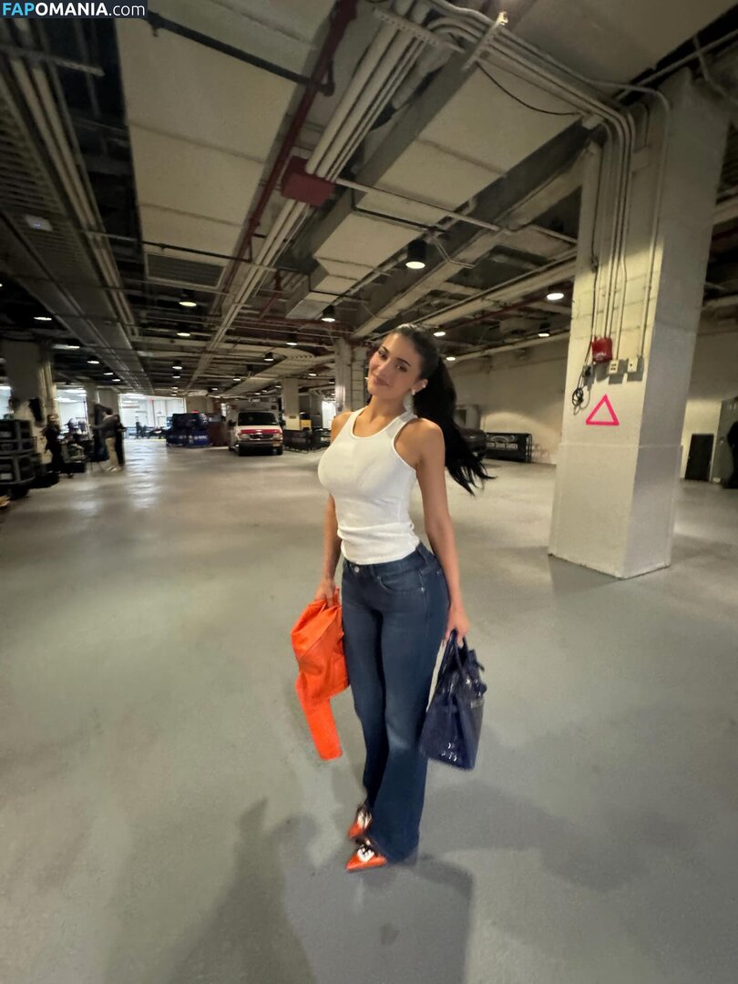 Kylie Jenner / https: / kyliejenner / kyliejenner.2 ヌード OnlyFans  流出写真 #85