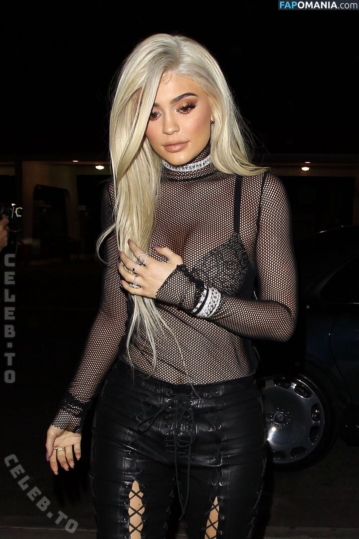 Kylie Jenner / https: / kyliejenner / kyliejenner.2 ヌード OnlyFans  流出写真 #115