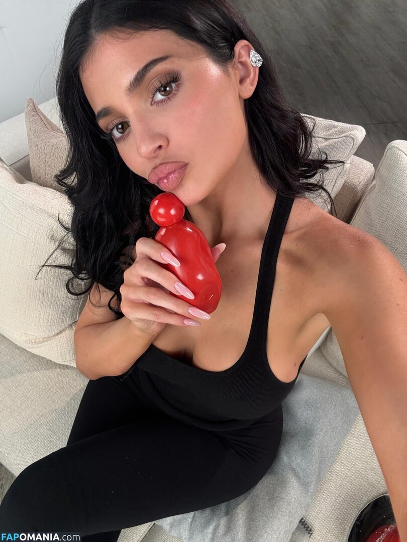 Kylie Jenner / https: / kyliejenner / kyliejenner.2 ヌード OnlyFans  流出写真 #136