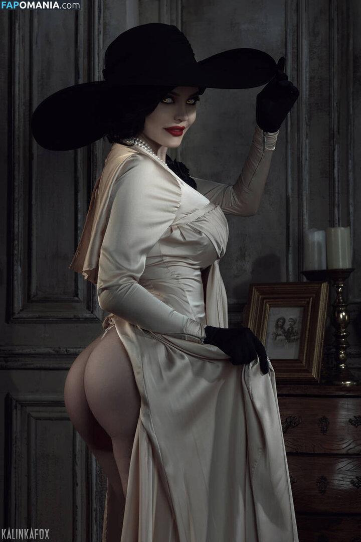 Alcina Dimitrescu and Bela Dimitrescu / Cassandra Dimitrescu / Daniela Dimitrescu / Lady Dimitrescu / ladydumitrescu ヌード OnlyFans  流出写真 #6