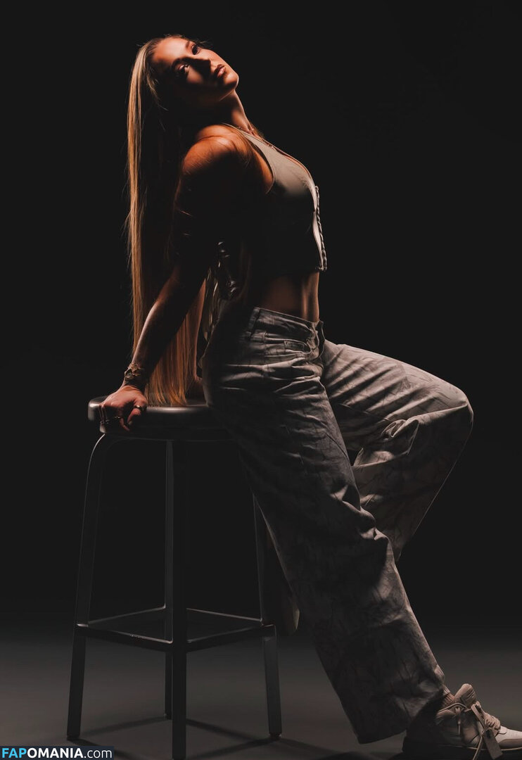 Lainey Reid / https: / lainey_wwe ヌード OnlyFans  流出写真 #2