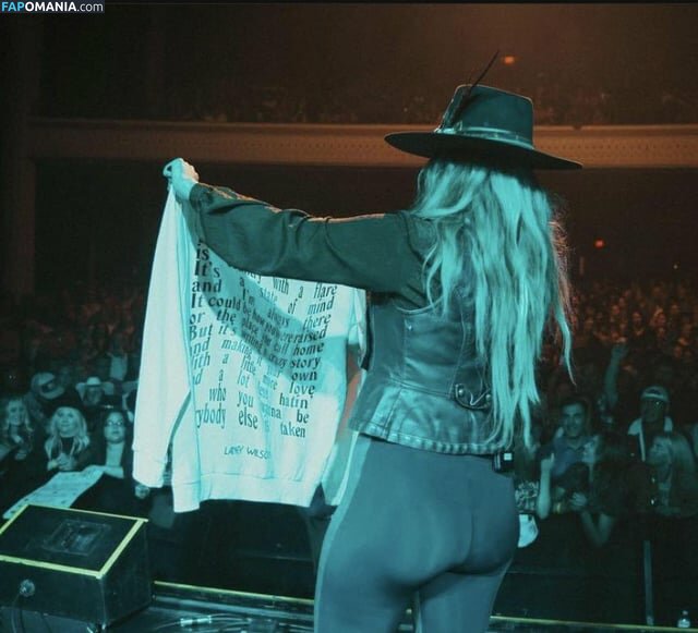 Lainey Wilson / laineywilsonmusic ヌード OnlyFans  流出写真 #1