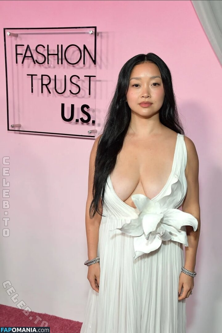 Lana Condor / https: / lanacondor ヌード OnlyFans  流出写真 #2