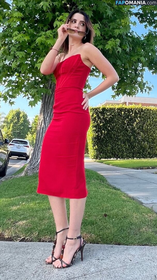 Laura Marano / lauramarano ヌード OnlyFans  流出写真 #61