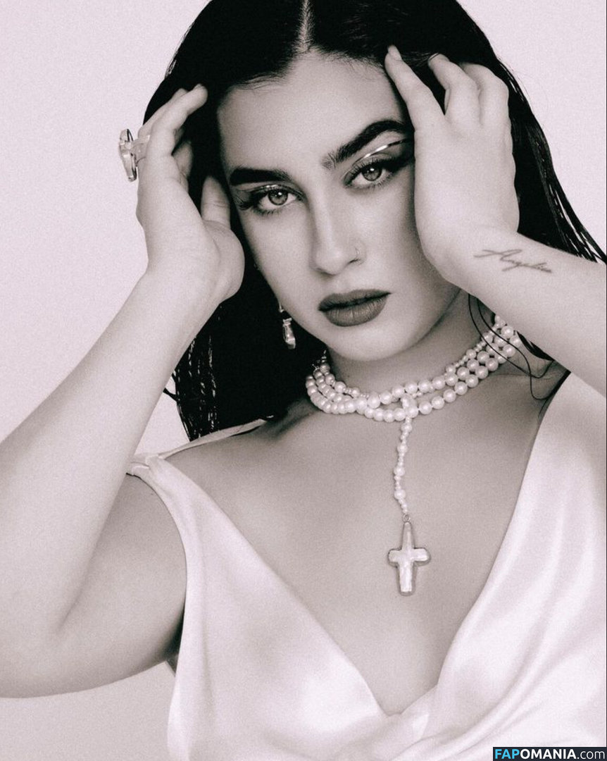 Lauren Jauregui / laurenjauregui / pink_narcissus23 ヌード OnlyFans  流出写真 #12