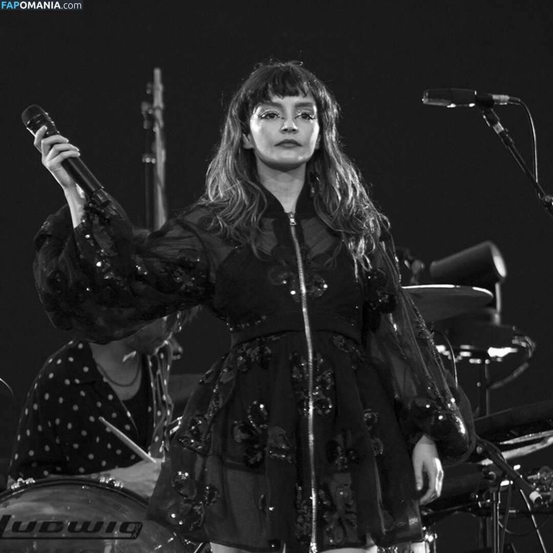 Lauren Mayberry / laurenevemayberry ヌード OnlyFans  流出写真 #302