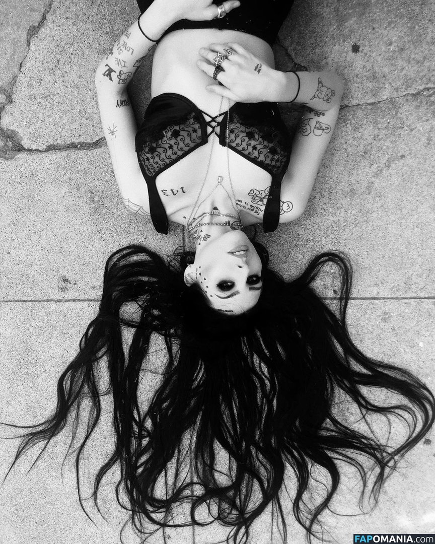 Layla Shapiro / Toopoor ヌード OnlyFans  流出写真 #2