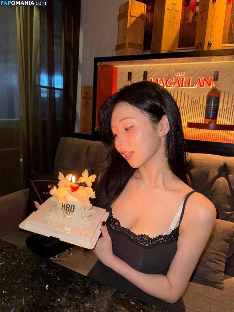 Lee Yeon-woo / yeonwooahh / yonu1201 / 이연우 | Yonu Kuro | yonu_kuro ヌード OnlyFans  流出写真 #2