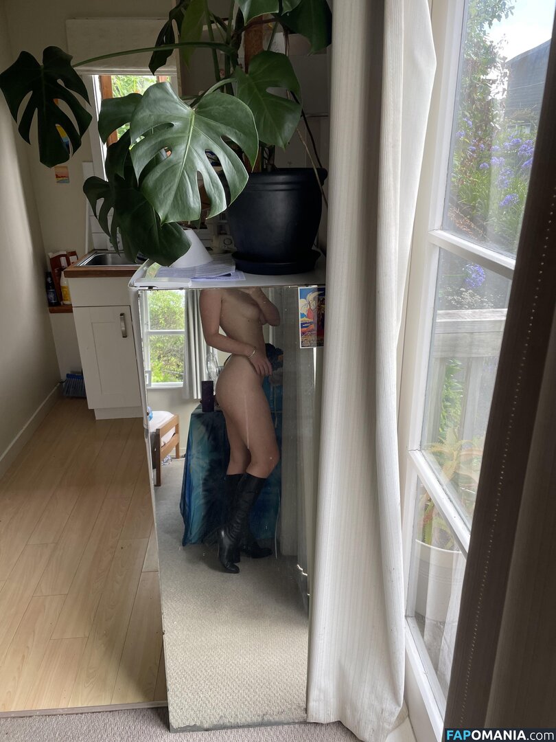 Lepetit_lapin / lepetitlapinkarori ヌード OnlyFans  流出写真 #2