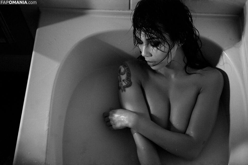 Lexa Doig ヌード OnlyFans  流出写真 #4