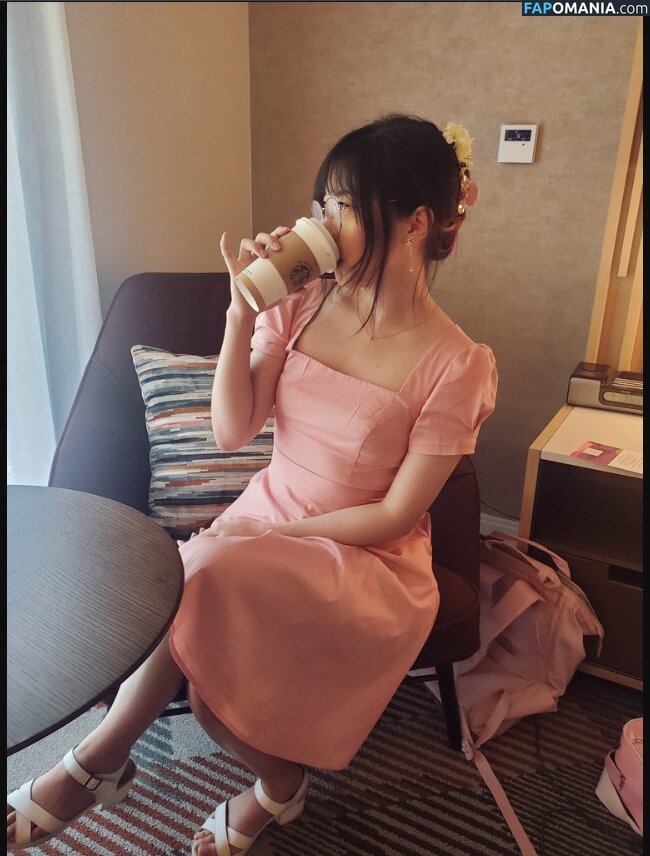 LilyPichu / onlysaber ヌード OnlyFans  流出写真 #4