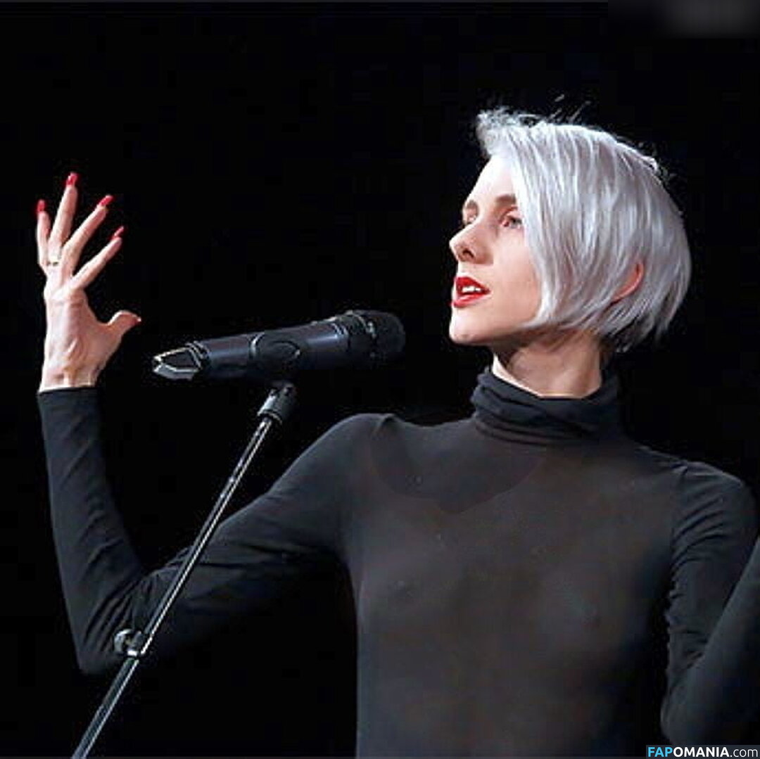 Lisa Eckhart / fraueckhart ヌード OnlyFans  流出写真 #23