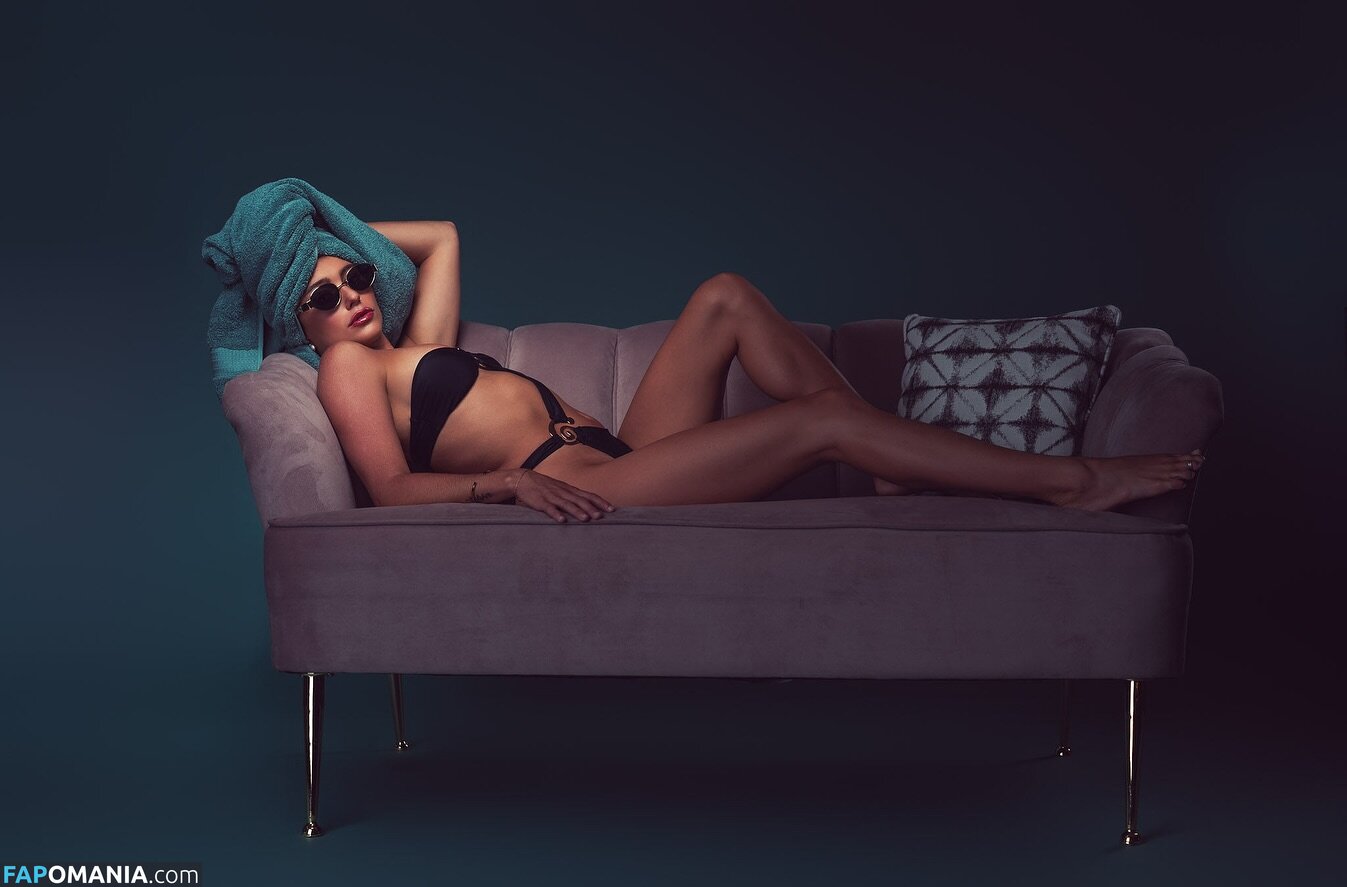 Logan Vaughan / Logan.grace / LoganGraceVaug1 / logan.grace16 ヌード OnlyFans  流出写真 #9