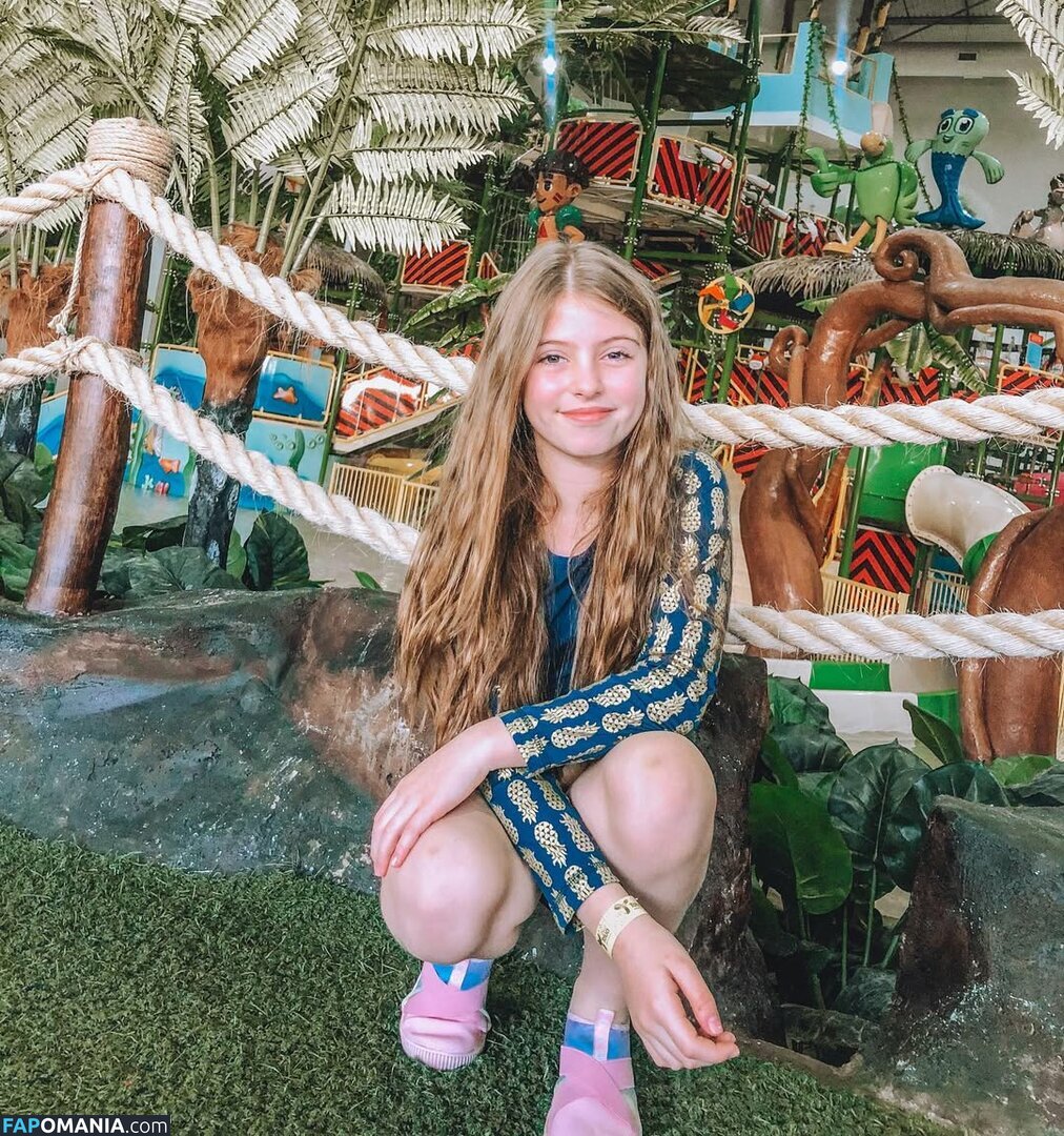 Lorena Queiroz / https: / lorenaqueiroz ヌード OnlyFans  流出写真 #4