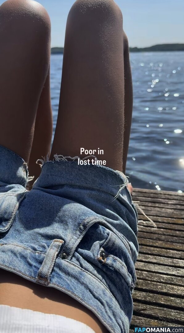 Lotta Emilie Stichler / lottastichler ヌード OnlyFans  流出写真 #14