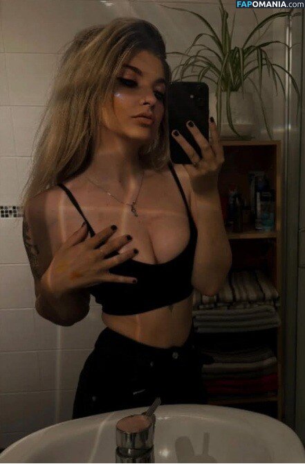 https: / luuucy813 ヌード OnlyFans  流出写真 #5