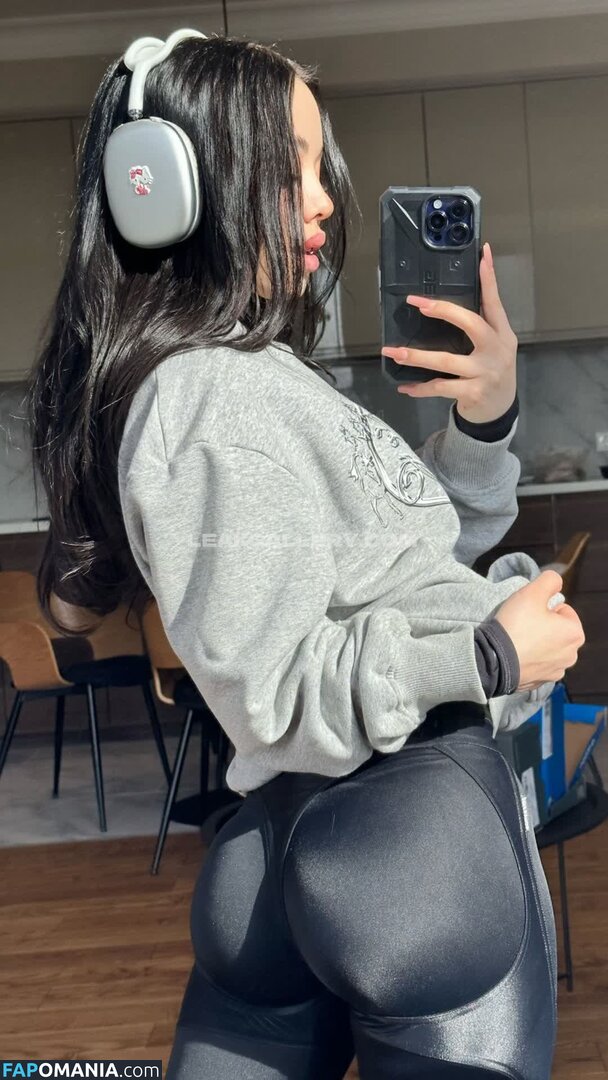 lyna_com2000 ヌード OnlyFans  流出写真 #3