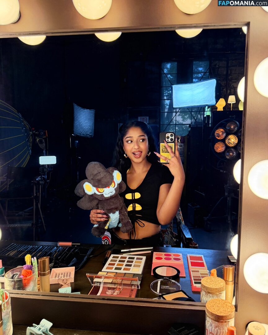 Maitreyi Ramakrishnan / maitreyiramakrishnan / ramakrishnannn ヌード OnlyFans  流出写真 #2