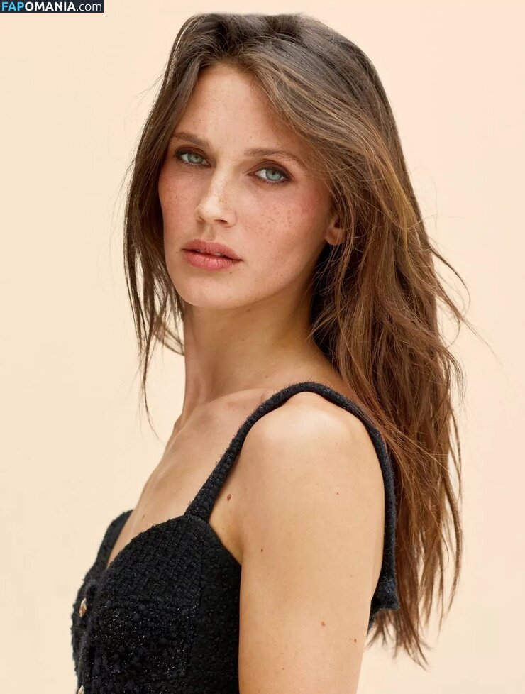 Marine Vacth / https: / marine_vacth / marinvacth ヌード OnlyFans  流出写真 #5