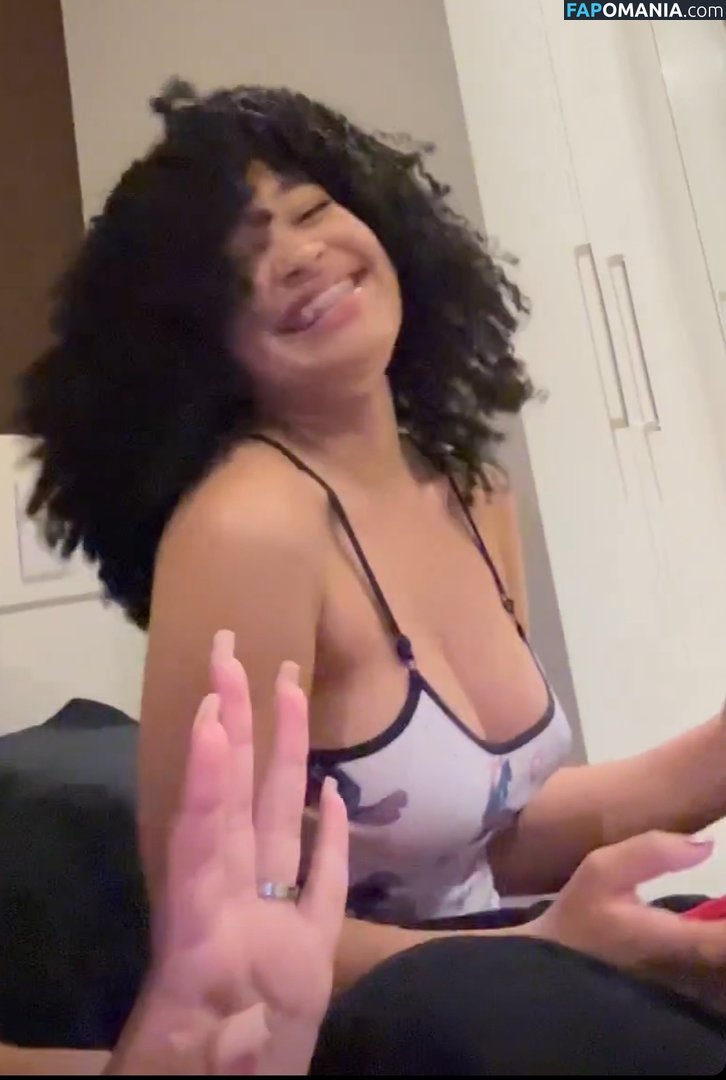 Marycuriell ヌード OnlyFans  流出写真 #9