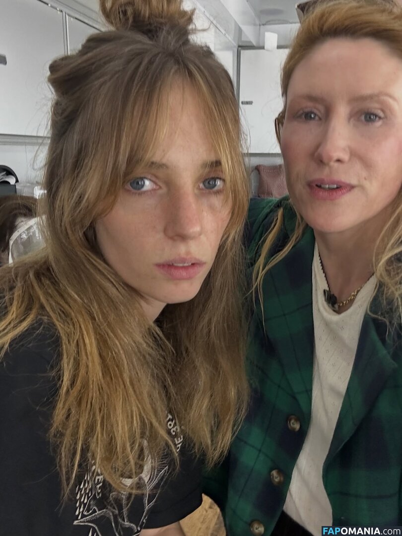 Maya Hawke / maya_hawke / neohawk2 ヌード OnlyFans  流出写真 #476