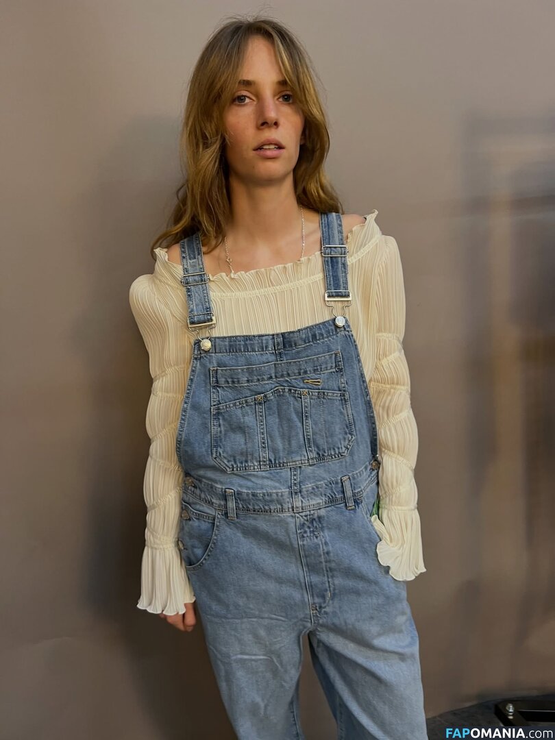 Maya Hawke / maya_hawke / neohawk2 ヌード OnlyFans  流出写真 #479