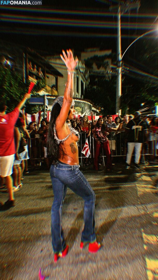 MC Rebecca / rebecca ヌード OnlyFans  流出写真 #2