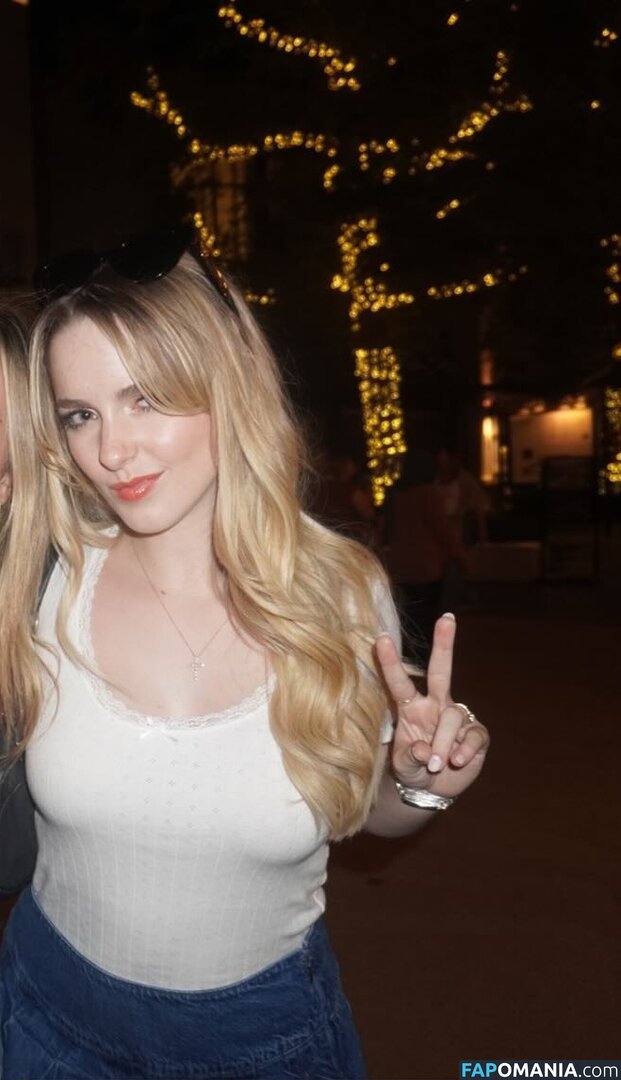 Mckenna Grace / mckennagrace / mckennagraceful ヌード OnlyFans  流出写真 #78