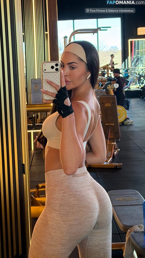 Melania Puntas / https: / itsmelaniapuntas ヌード OnlyFans  流出写真 #4