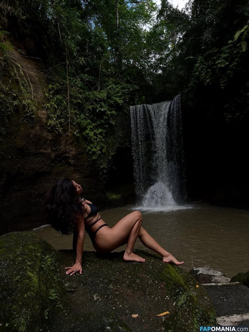 Michelle Andrade / https: / mish_andrade / mishvirmish ヌード OnlyFans  流出写真 #13