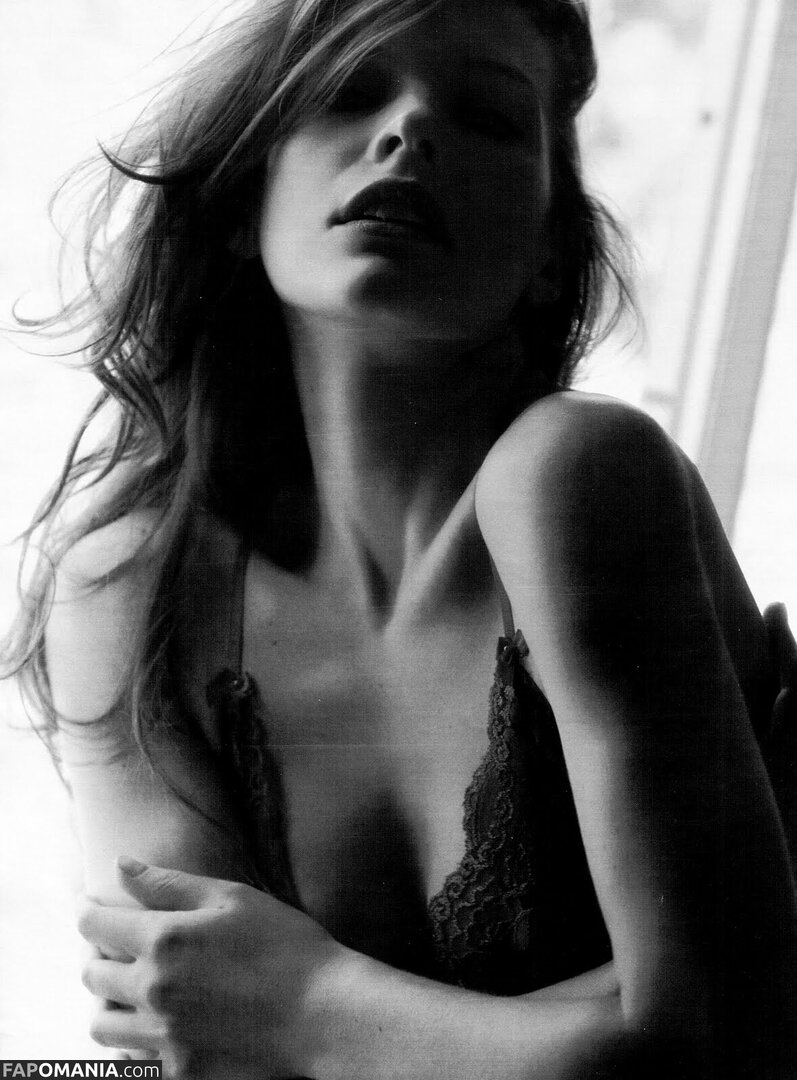 Milla Jovovich / MillaJovovich ヌード OnlyFans  流出写真 #325