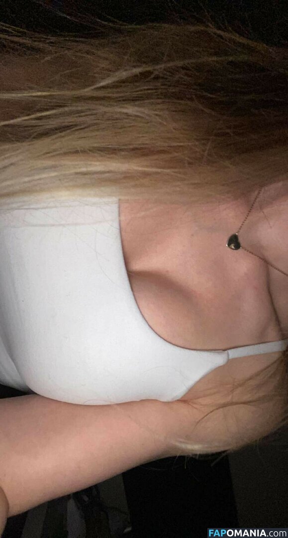 Mira Szalma / https: / mira.004 ヌード OnlyFans  流出写真 #7
