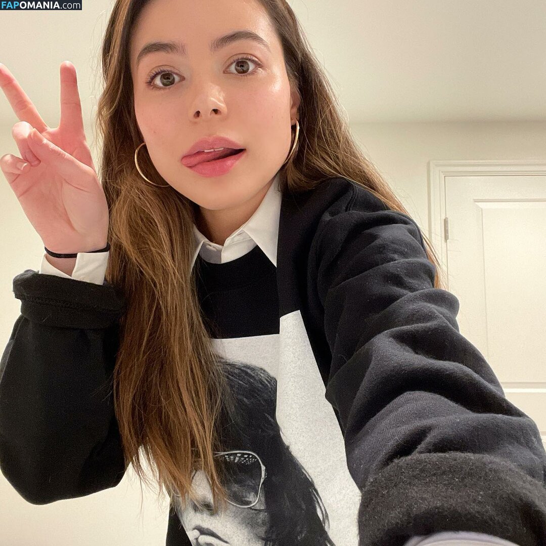 Miranda Cosgrove / MirandaCosgrove / onlyfanssz ヌード OnlyFans  流出写真 #59