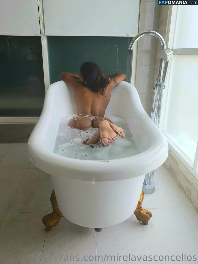 Mirela Vasconcelos / mi_levas / mirelavasconcellos / mirellavasconc ヌード OnlyFans  流出写真 #2