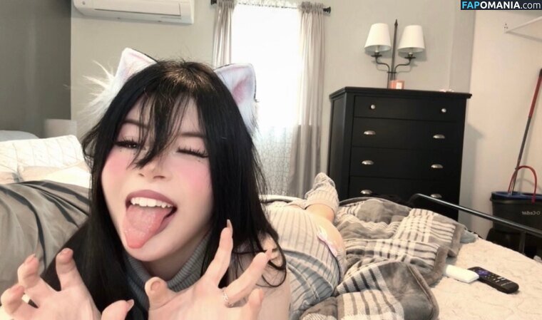 molly.osamu / mollymeowz / mollymew2 ヌード OnlyFans  流出写真 #17